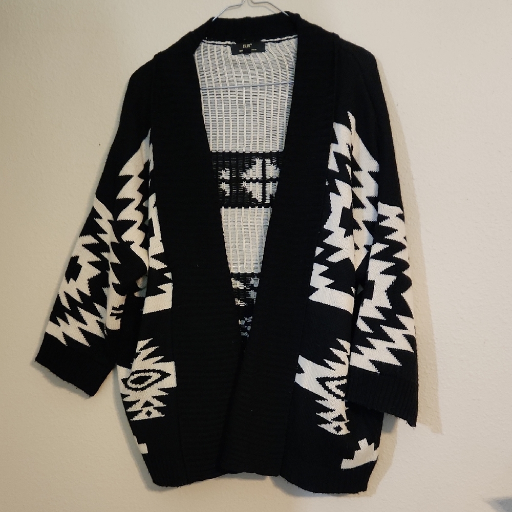 Iris Black & White Geometric Cardigan